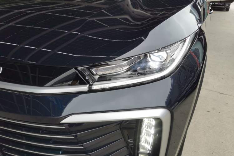 Used EXEED Lingyun 2025 300T Two-Wheel Drive Starry Edition Left Front Headlight