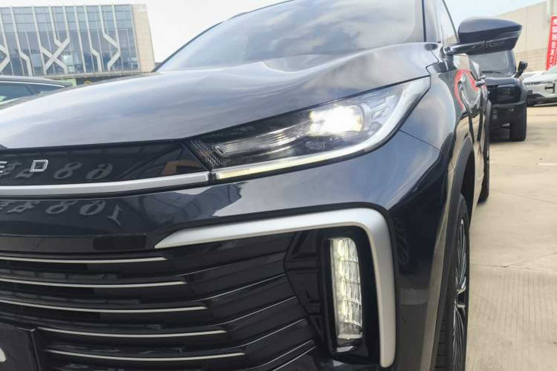Used EXEED Lingyun 2025 300T Two-Wheel Drive Starry Edition Left Front Headlight