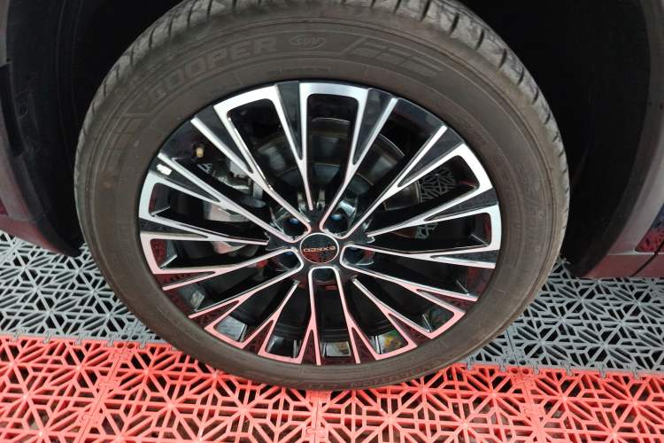 Used EXEED Lingyun 2025 300T Two-Wheel Drive Starry Edition Left Front Wheel Hub