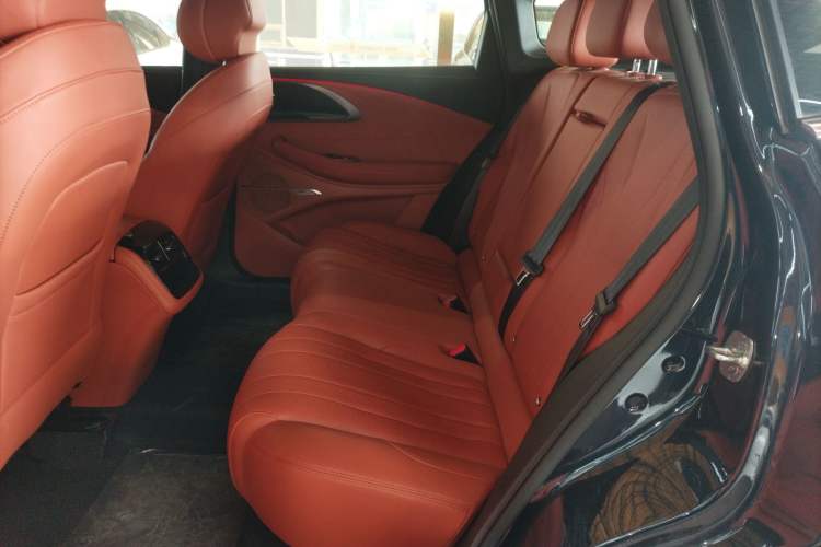 Used EXEED Lingyun 2025 300T Two-Wheel Drive Starry Edition Left Rear Seat