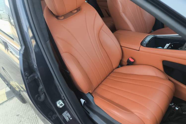Used EXEED Lingyun 2025 300T Two-Wheel Drive Starry Edition Right Front Seat