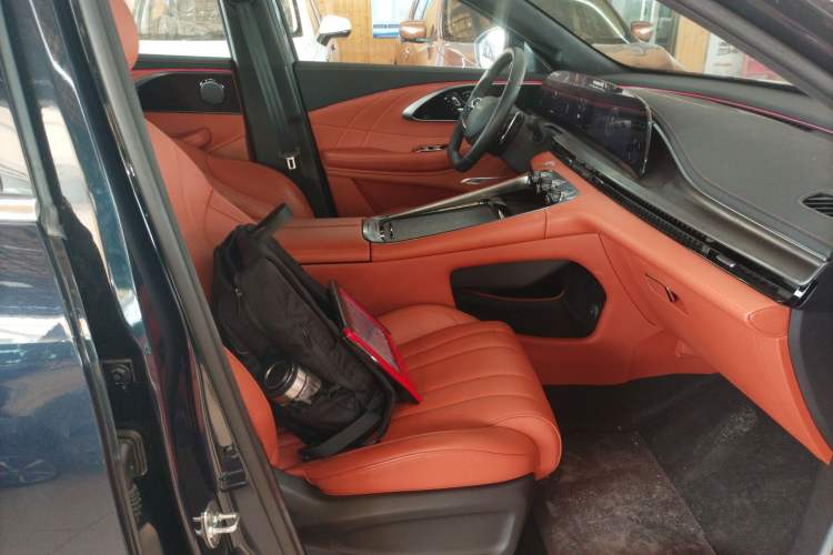 Used EXEED Lingyun 2025 300T Two-Wheel Drive Starry Edition Right Front Seat