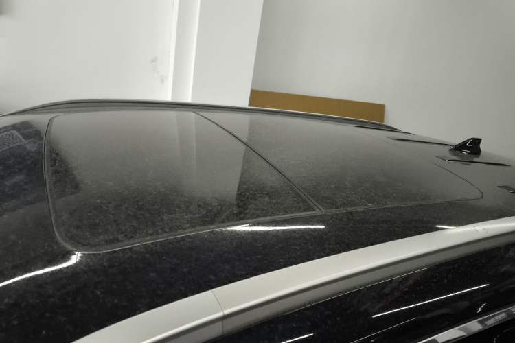 Used EXEED Lingyun 2025 300T Two-Wheel Drive Starry Edition Roof