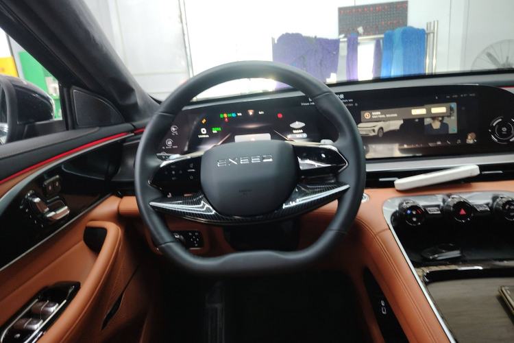 Used EXEED Lingyun 2025 300T Two-Wheel Drive Starry Edition Steering Wheel