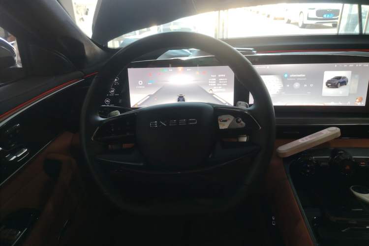 Used EXEED Lingyun 2025 300T Two-Wheel Drive Starry Edition Steering Wheel