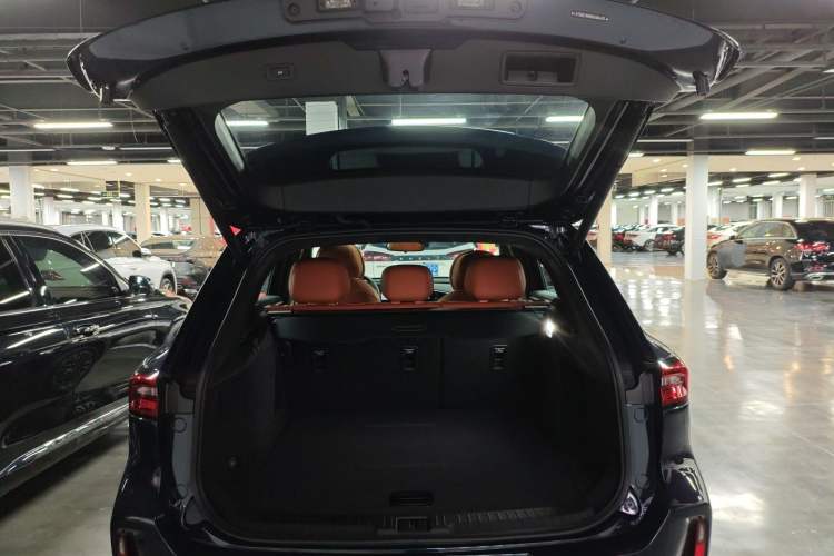 Used EXEED Lingyun 2025 300T Two-Wheel Drive Starry Edition Trunk