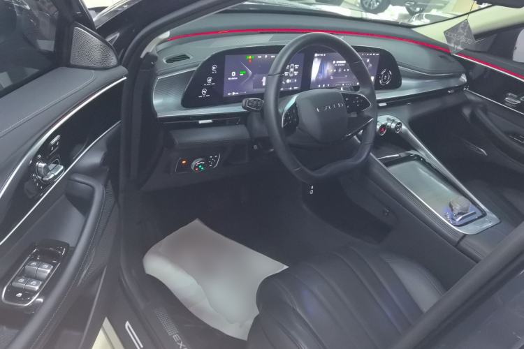 Used EXEED Lingyun 2025 300T Two-Wheel Drive Starry Edition Driver Seat