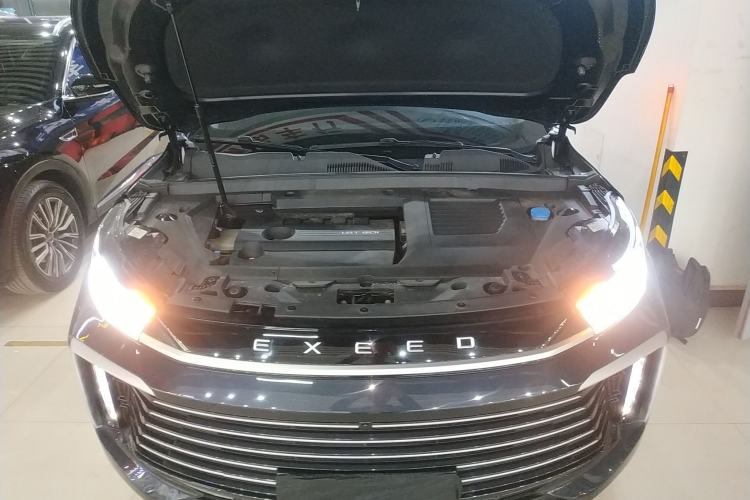 Used EXEED Lingyun 2025 300T Two-Wheel Drive Starry Edition Engine Bay