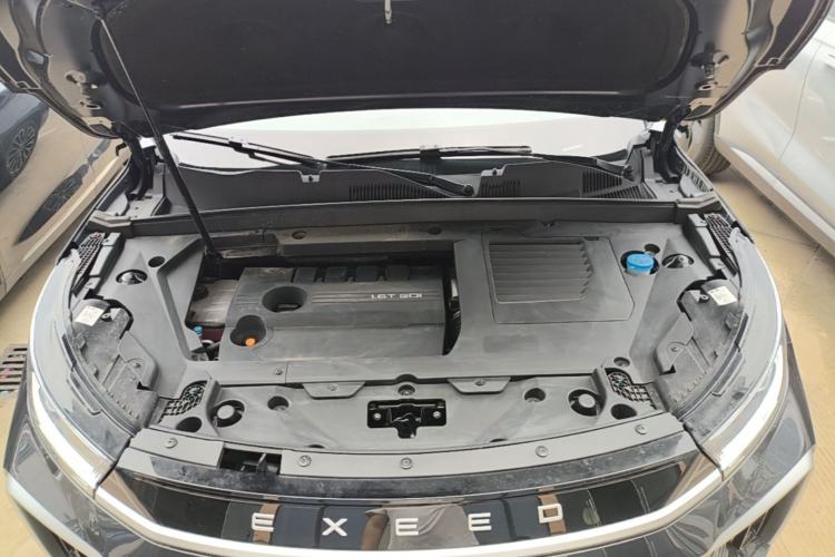 Used EXEED Lingyun 2025 300T Two-Wheel Drive Starry Edition Engine Bay