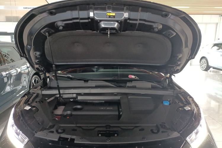 Used EXEED Lingyun 2025 300T Two-Wheel Drive Starry Edition Engine Bay