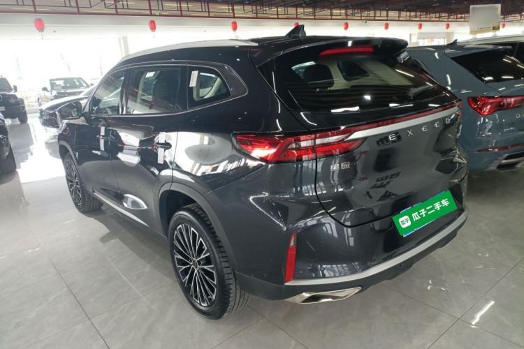 Used EXEED Lingyun 2025 300T Two-Wheel Drive Starry Edition Exterior 2