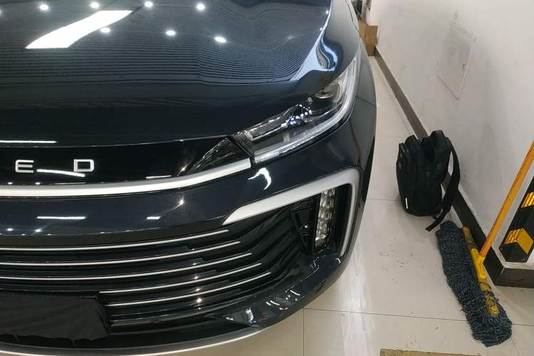 Used EXEED Lingyun 2025 300T Two-Wheel Drive Starry Edition Left Front Headlight