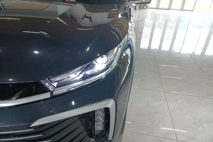 Used EXEED Lingyun 2025 300T Two-Wheel Drive Starry Edition Left Front Headlight