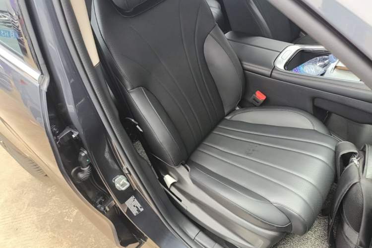 Used EXEED Lingyun 2025 300T Two-Wheel Drive Starry Edition Right Front Seat