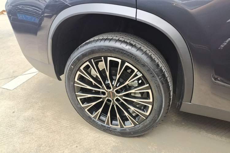 Used EXEED Lingyun 2025 300T Two-Wheel Drive Starry Edition Right Rear Wheel Hub
