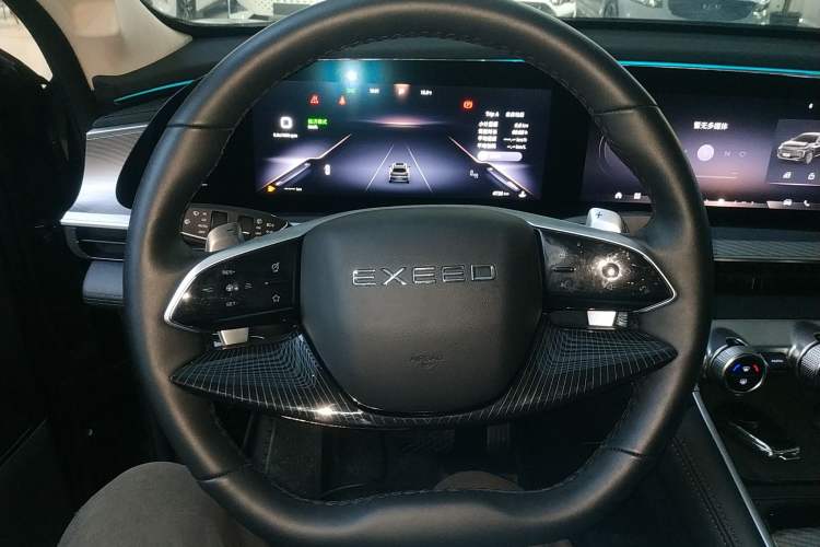 Used EXEED Lingyun 2025 300T Two-Wheel Drive Starry Edition Steering Wheel