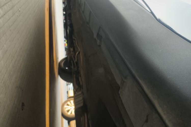 Used EXEED Lingyun 2025 400T Four-Wheel-Drive International Version Left Side Sill