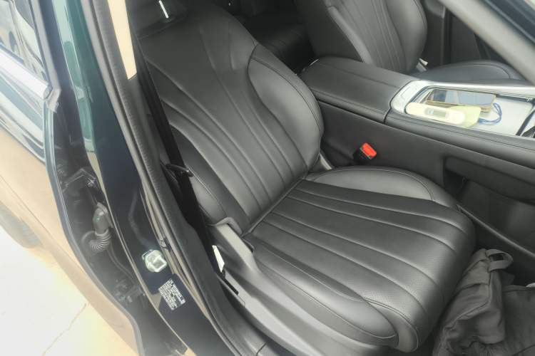 Used EXEED Lingyun 2025 300T Two-Wheel Drive Starry Edition Right Front Seat