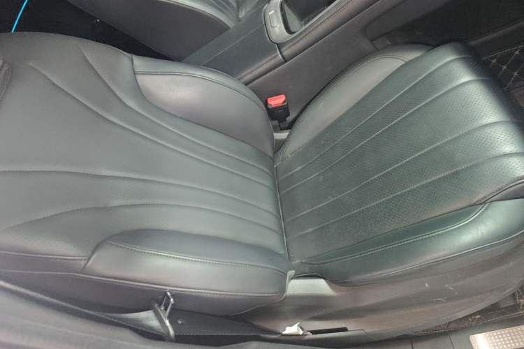 Used EXEED Lingyun 2025 300T Two-Wheel Drive Starry Edition Right Front Seat