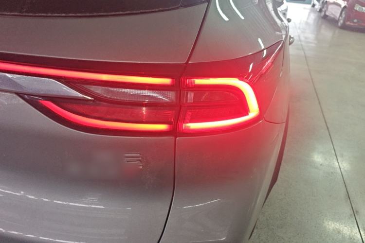 Used EXEED Lingyun 2025 300T Two-Wheel Drive Starry Edition Right Rear Taillight