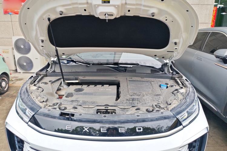 Used EXEED Lingyun 2025 300T Two-Wheel Drive Starry Edition Engine Bay