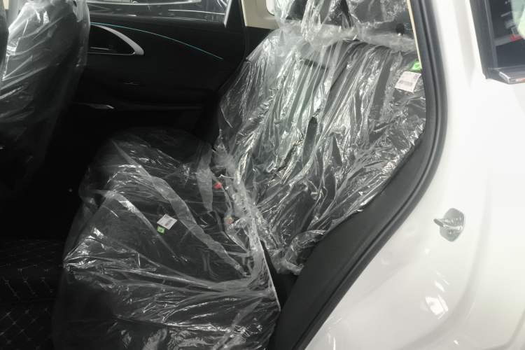 Used EXEED Lingyun 2025 300T Two-Wheel Drive Starry Edition Interior 4