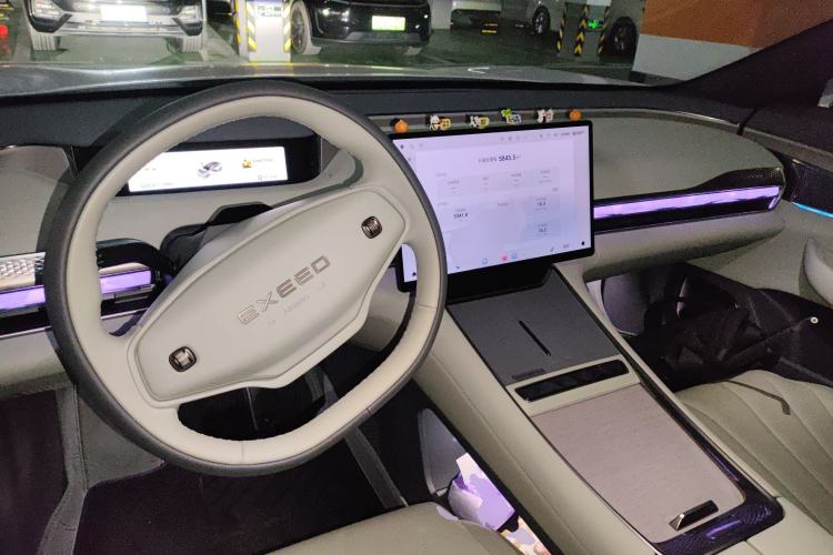 Used EXEED Star Era ES 2024 Max Long-Range Version Center Console