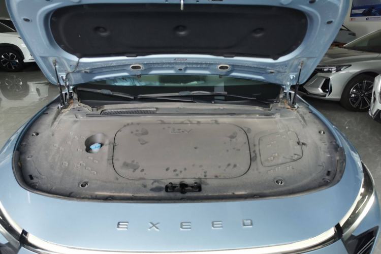 Used EXEED Star Era ES 2024 Max Long-Range Version Engine Bay