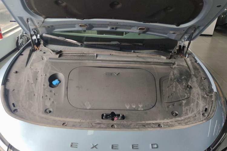 Used EXEED Star Era ES 2024 Max Long-Range Version Engine Bay