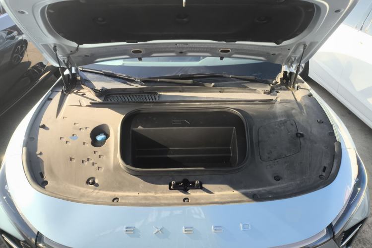 Used EXEED Star Era ES 2024 Max Long-Range Version Engine Bay