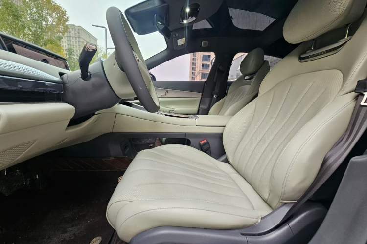 Used EXEED Star Era ES 2024 Max Long-Range Version Interior 2