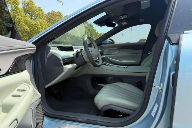 Used EXEED Star Era ES 2024 Max Long-Range Version Interior 2