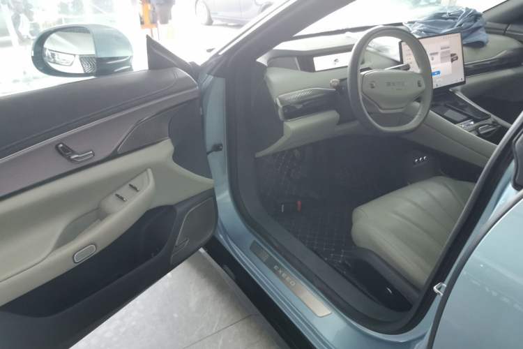 Used EXEED Star Era ES 2024 Max Long-Range Version Interior 3