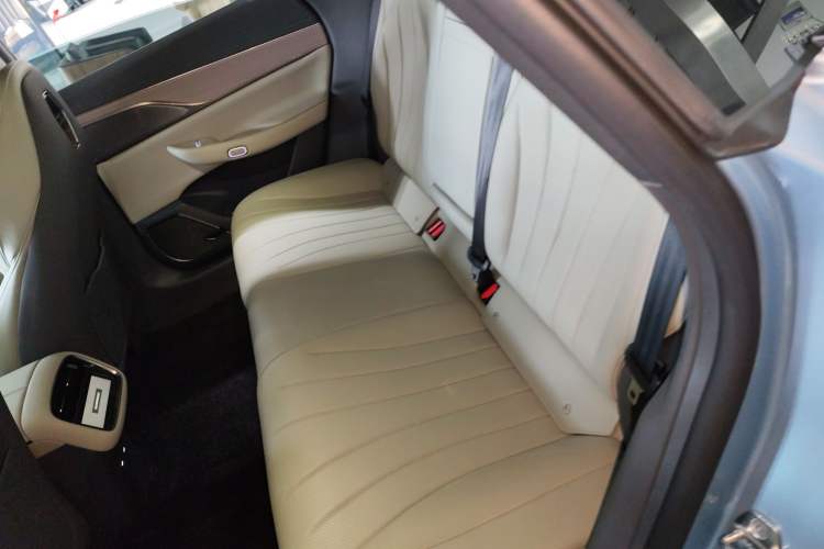 Used EXEED Star Era ES 2024 Max Long-Range Version Interior 4