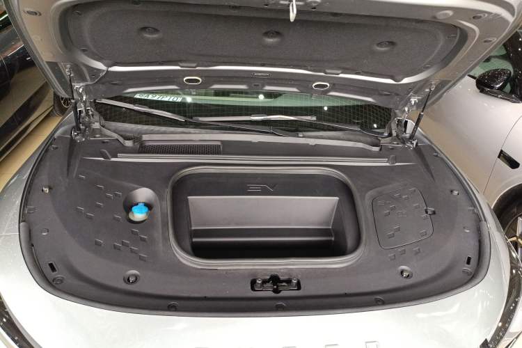 Used EXEED Star Era ES 2024 Max Long-Range Version Engine Bay