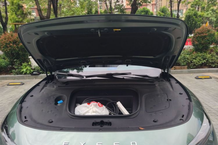 Used EXEED Star Era ES 2024 Max Long-Range Version Engine Bay