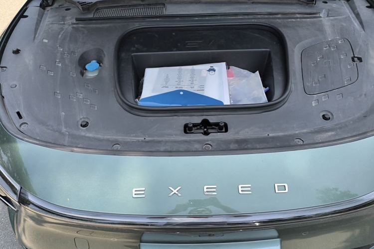 Used EXEED Star Era ES 2024 Max Long-Range Version Engine Bay