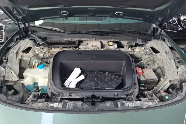 Used EXEED Star Era ES 2024 Max Long-Range Version Engine Bay