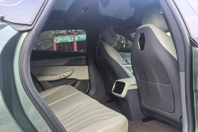 Used EXEED Star Era ES 2024 Max Long-Range Version Interior 1