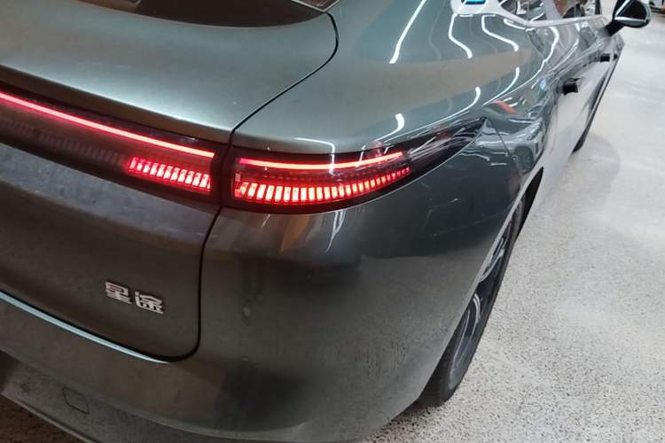 Used EXEED Star Era ES 2024 Max Long-Range Version Right Rear Taillight