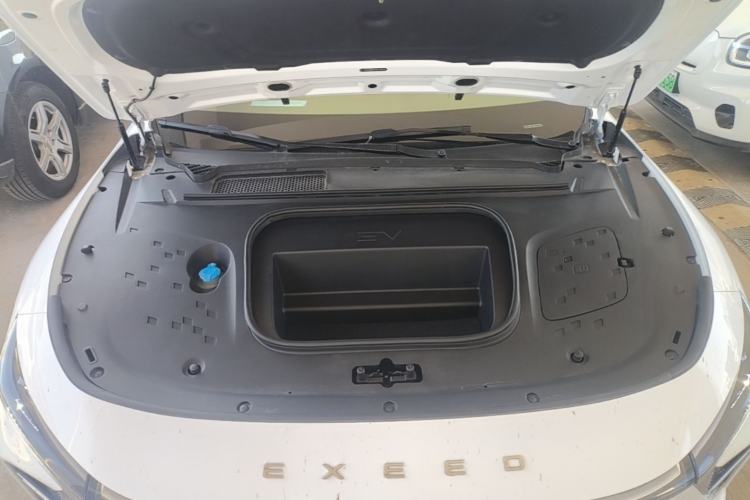 Used EXEED Star Era ES 2024 Max Long-Range Version Engine Bay