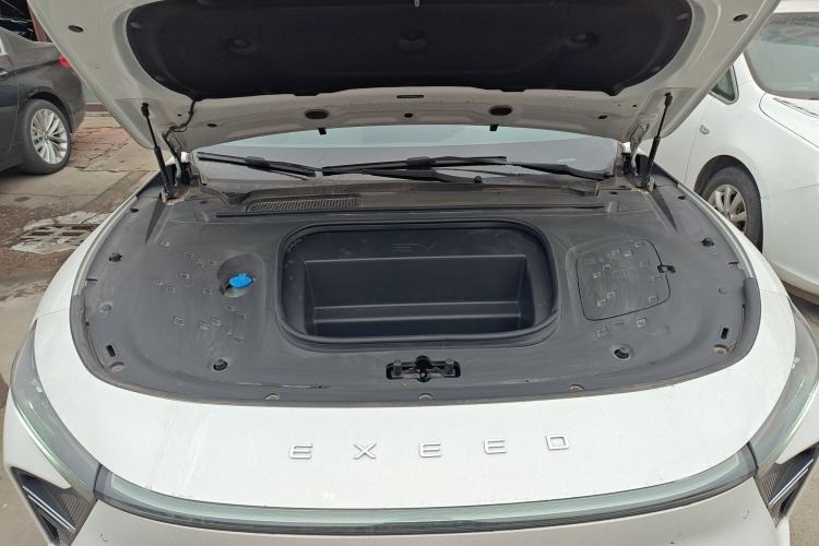 Used EXEED Star Era ES 2024 Max Long-Range Version Engine Bay