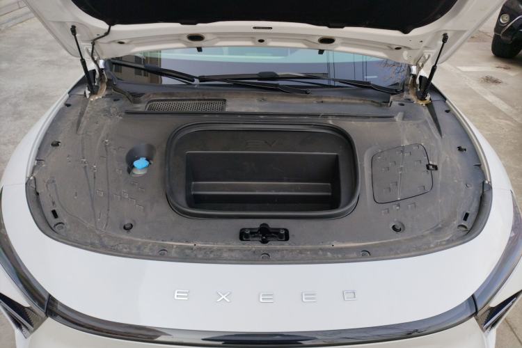 Used EXEED Star Era ES 2024 Max Long-Range Version Engine Bay