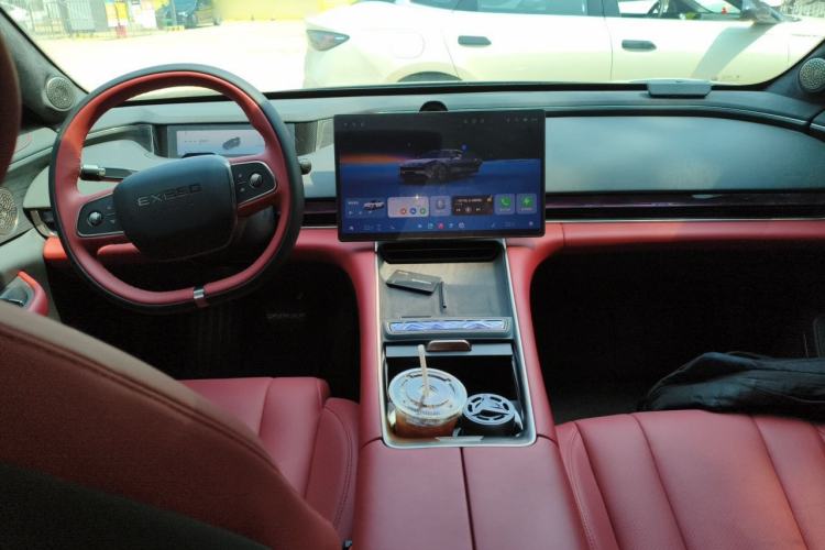 Used EXEED Star Era ES 2025 Extended-Range Max Urban Assisted Driving Center Console
