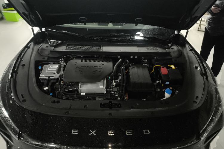 Used EXEED Star Era ES 2025 Extended-Range Pro High-Speed Driver Assistance Engine Bay