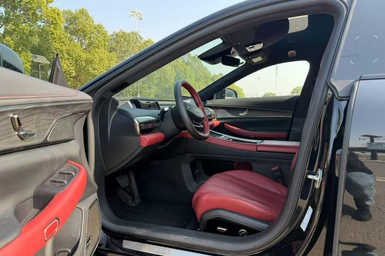 Used EXEED Star Era ES 2025 Pure Electric Ultra Flagship 100 kWh Interior 2