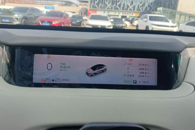 Used EXEED Star Era ES 2025 Extended-Range Pro High-Speed Driver Assistance Odometer Close Up