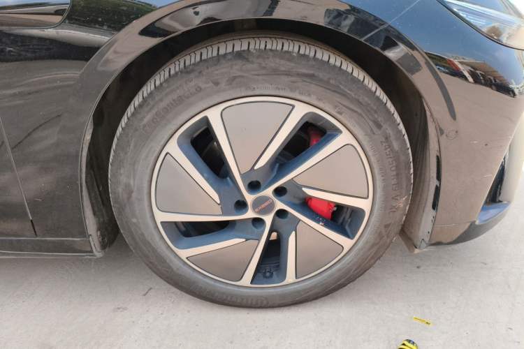 Used EXEED Star Era ES 2025 Extended-Range Max Urban Assisted Driving Right Front Wheel Hub