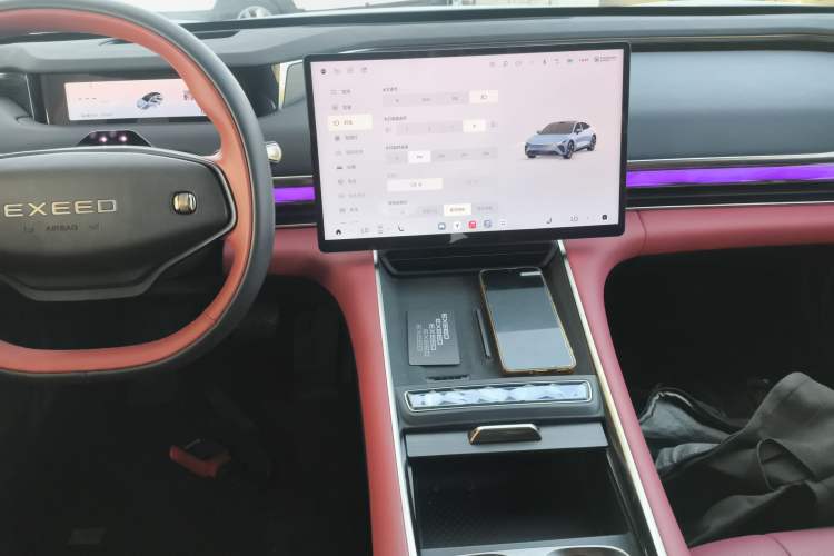 Used EXEED Star Era ES 2025 Pure Electric Pro Urban Driving Assistance 77 kWh Audio And AC Panel