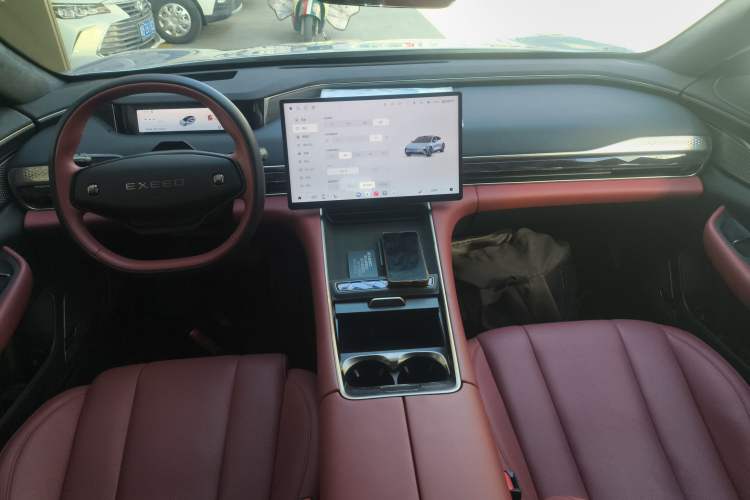 Used EXEED Star Era ES 2025 Pure Electric Pro Urban Driving Assistance 77 kWh Center Console